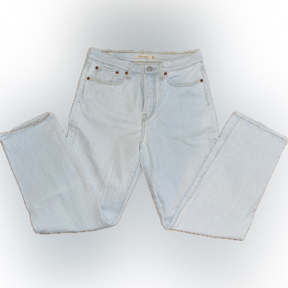 Levi’s Wedgie Straight Jeans